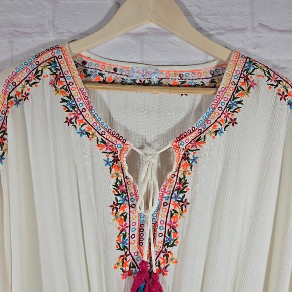 R Altar'd State Boho Embroidered Cream Cover Up Tunic Colorful NWT Womens Size S - Picture 2 of 9